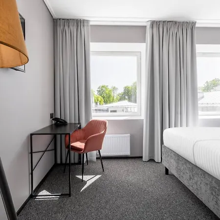Otel Fonnental Design 4*