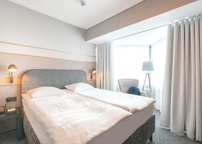 Rija Fonnental Design 4*