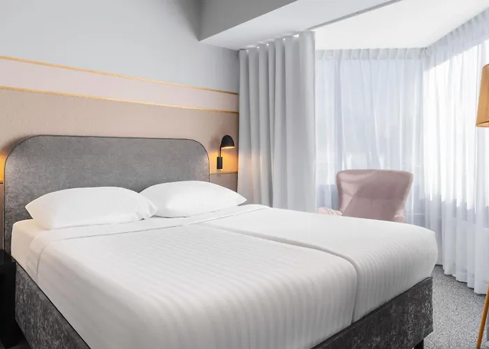 Rija Fonnental Design 4*