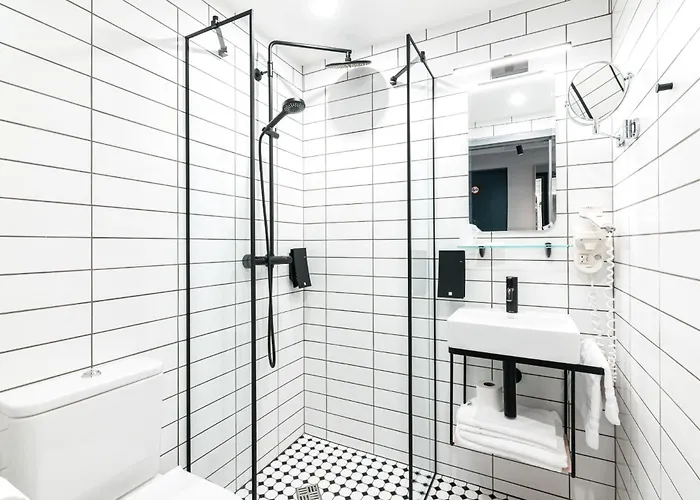 Rija Fonnental Design Hotel 4*