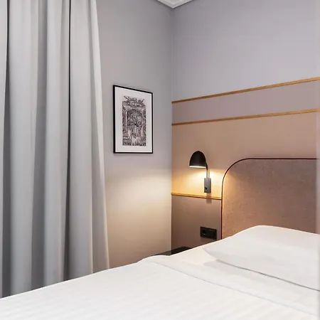 ホテル Fonnental Design